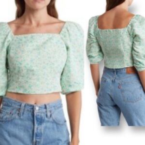 NEW Levi’s Green Ditsy Floral Statement Blouse Cropped Long Sleeve Size Medium